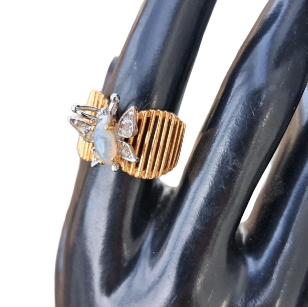 Vintage Anson 18K HGE Gold Moonstone & Rhinestone Butterfly Ring- Size 8 - Picture 3 of 7